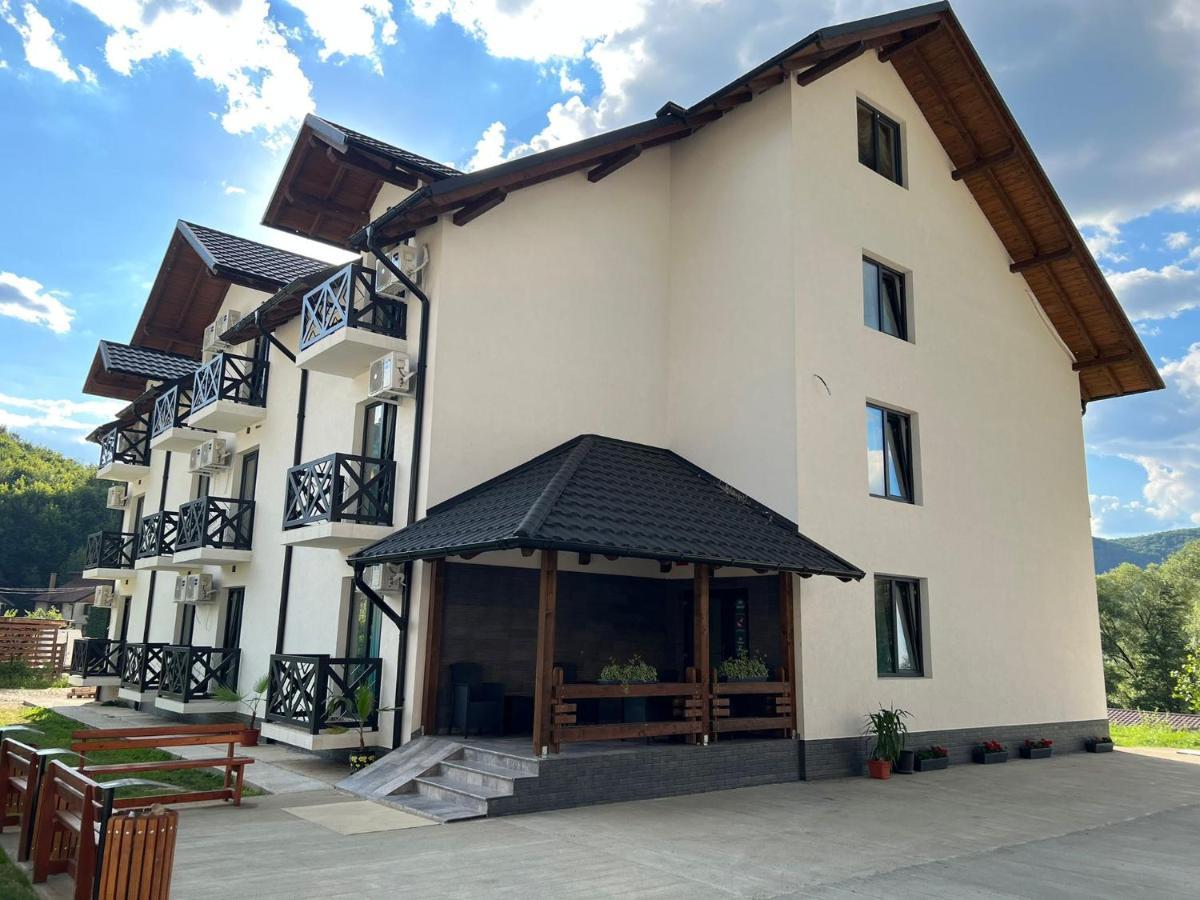 Casa Elena - Resort & Spa Voroneț Extérieur photo