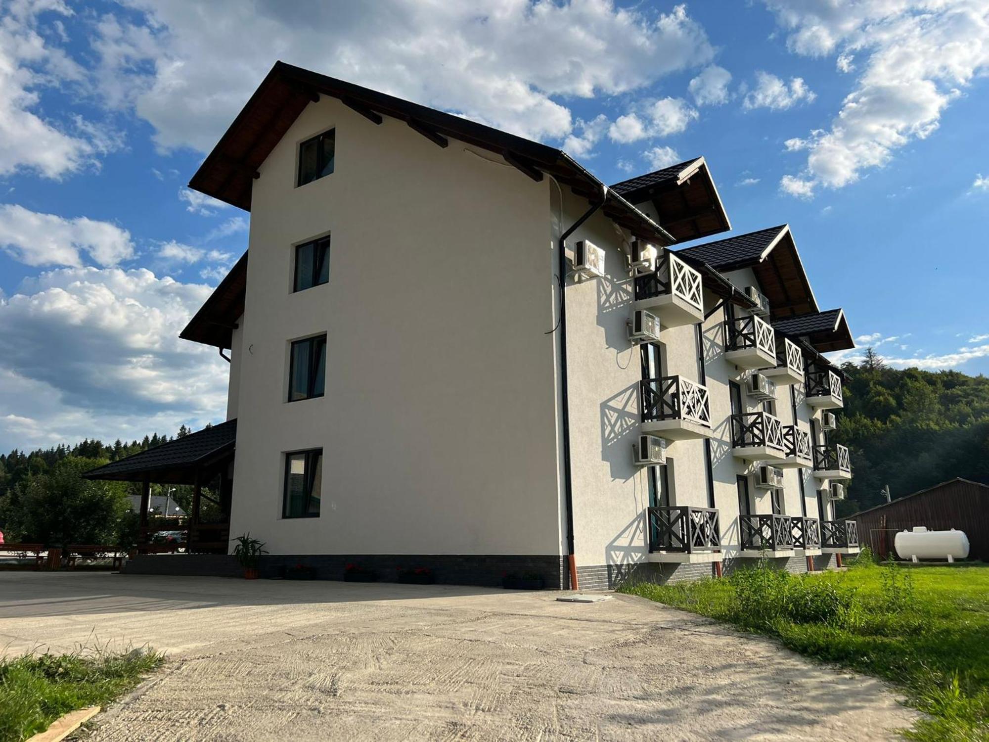 Casa Elena - Resort & Spa Voroneț Extérieur photo